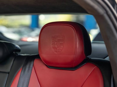 2025 Porsche Cayenne Cayenne GTS Coupe