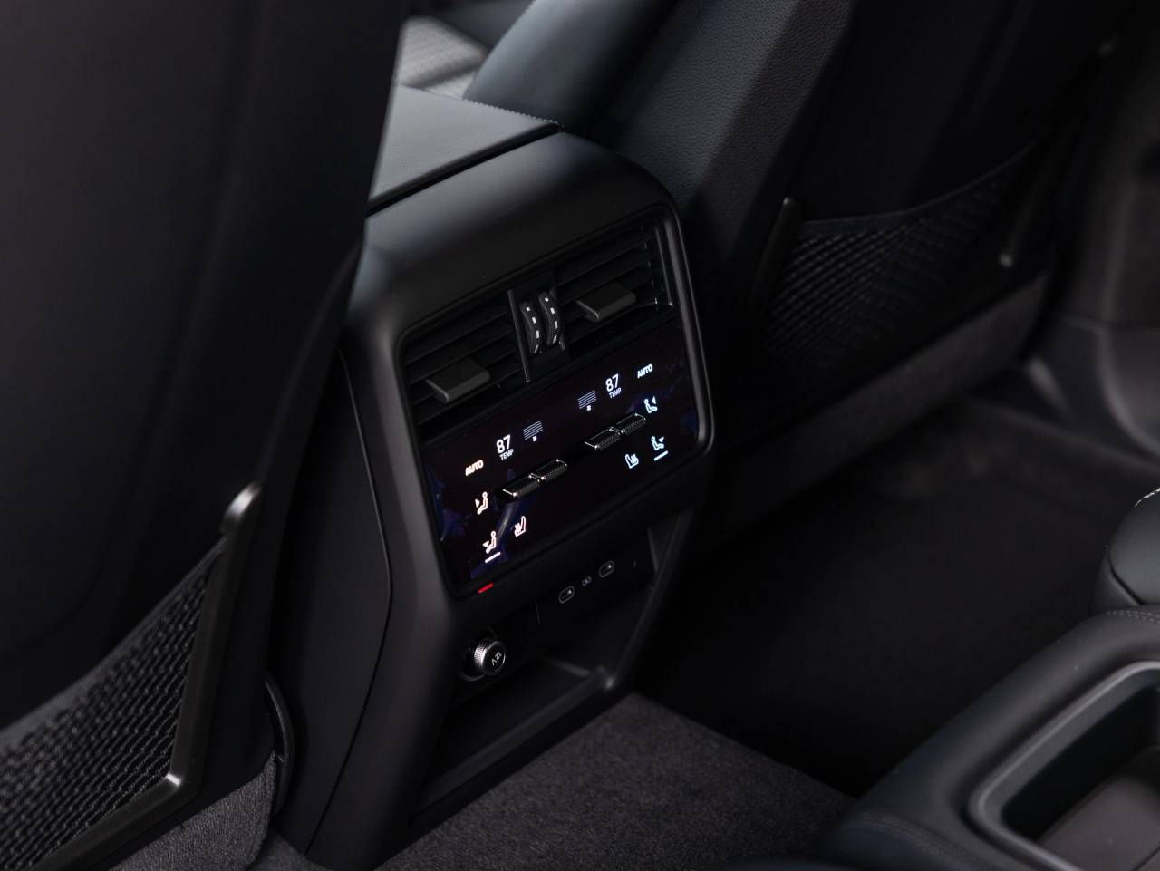 2026 Porsche Cayenne Cayenne GTS Coupe