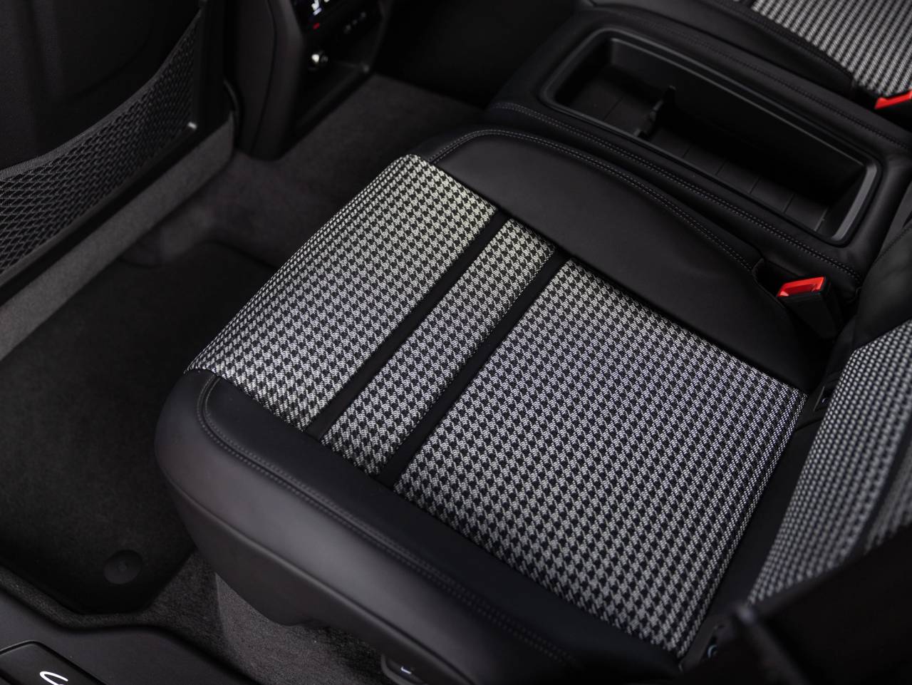 2026 Porsche Cayenne Cayenne GTS Coupe