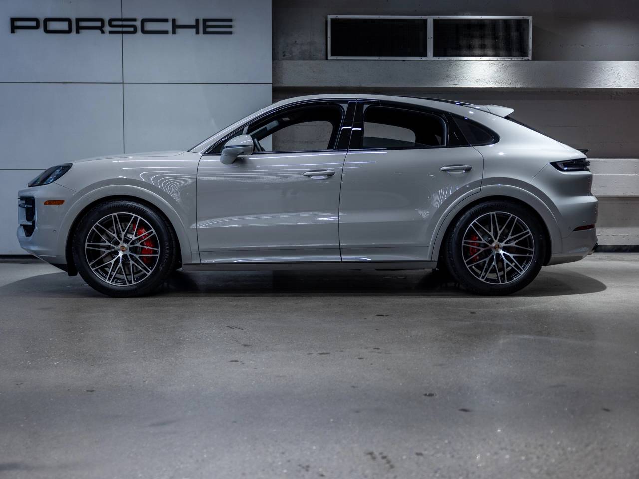 2026 Porsche Cayenne GTS Coupe