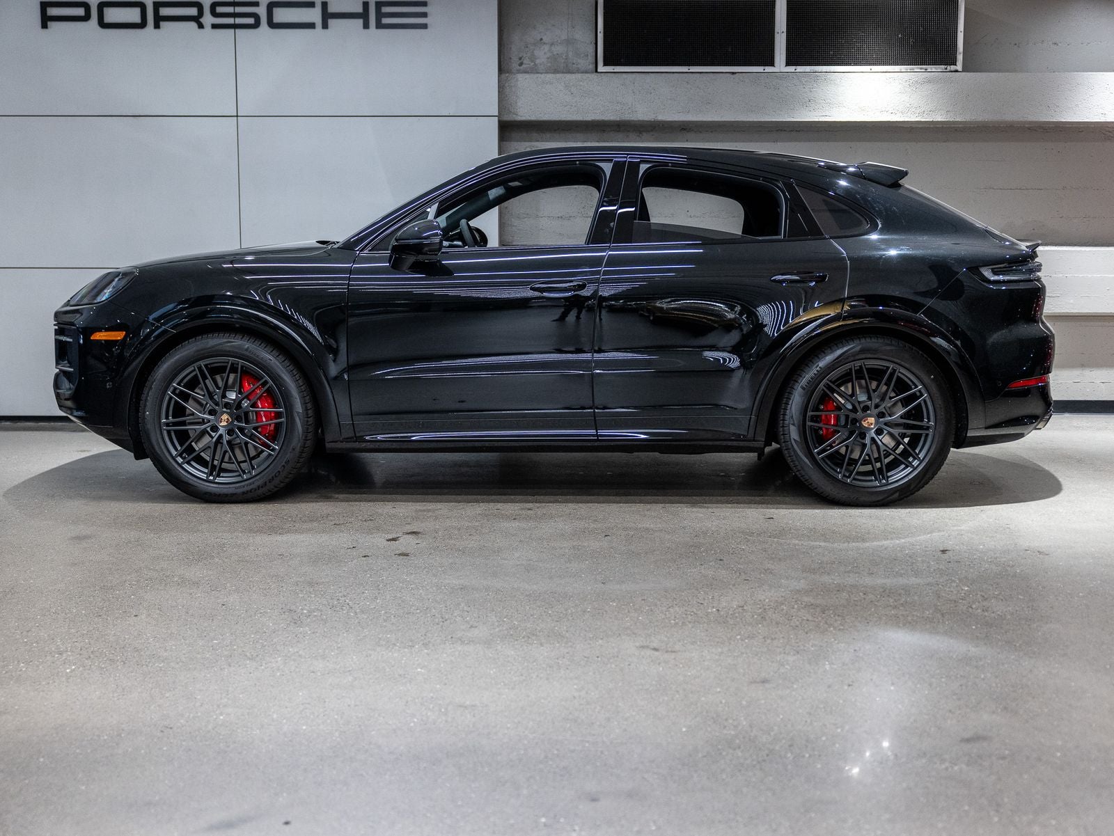 2026 Porsche Cayenne Cayenne GTS Coupe
