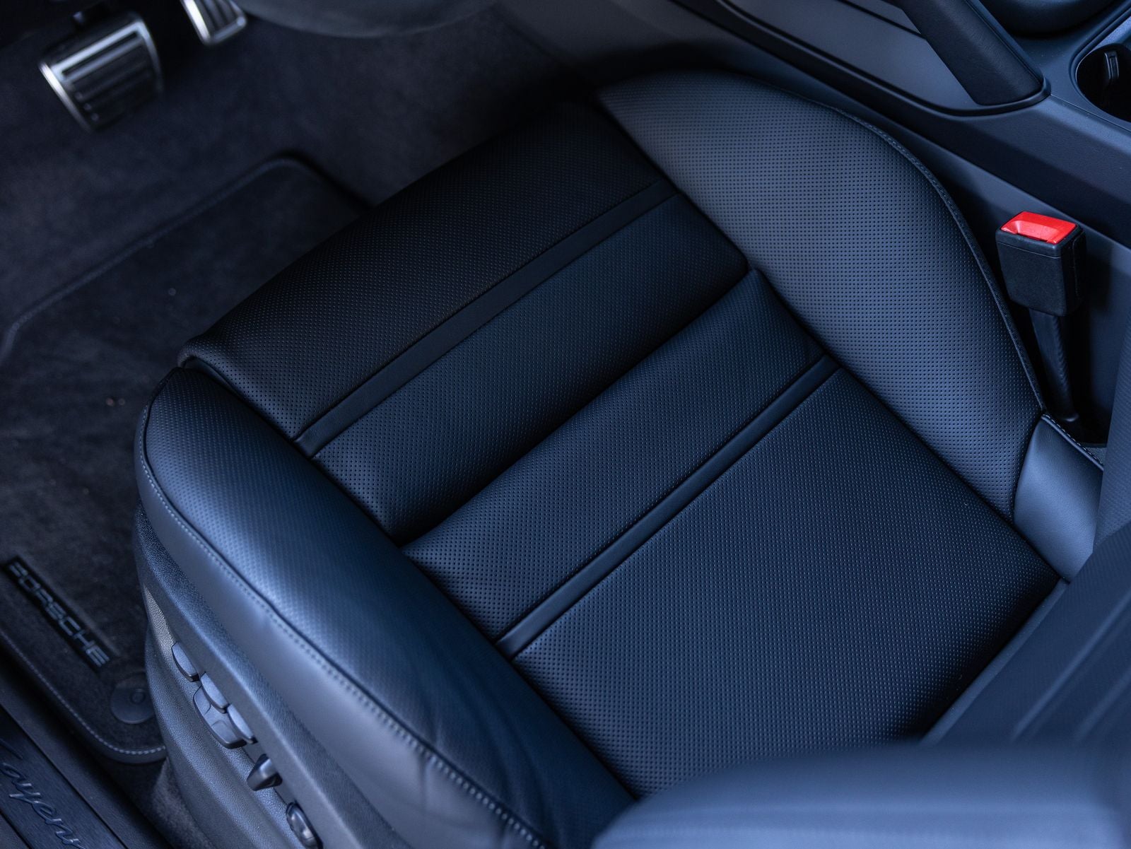 2026 Porsche Cayenne Cayenne GTS Coupe