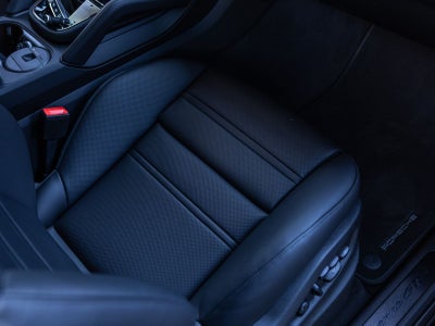 2026 Porsche Cayenne Cayenne GTS Coupe