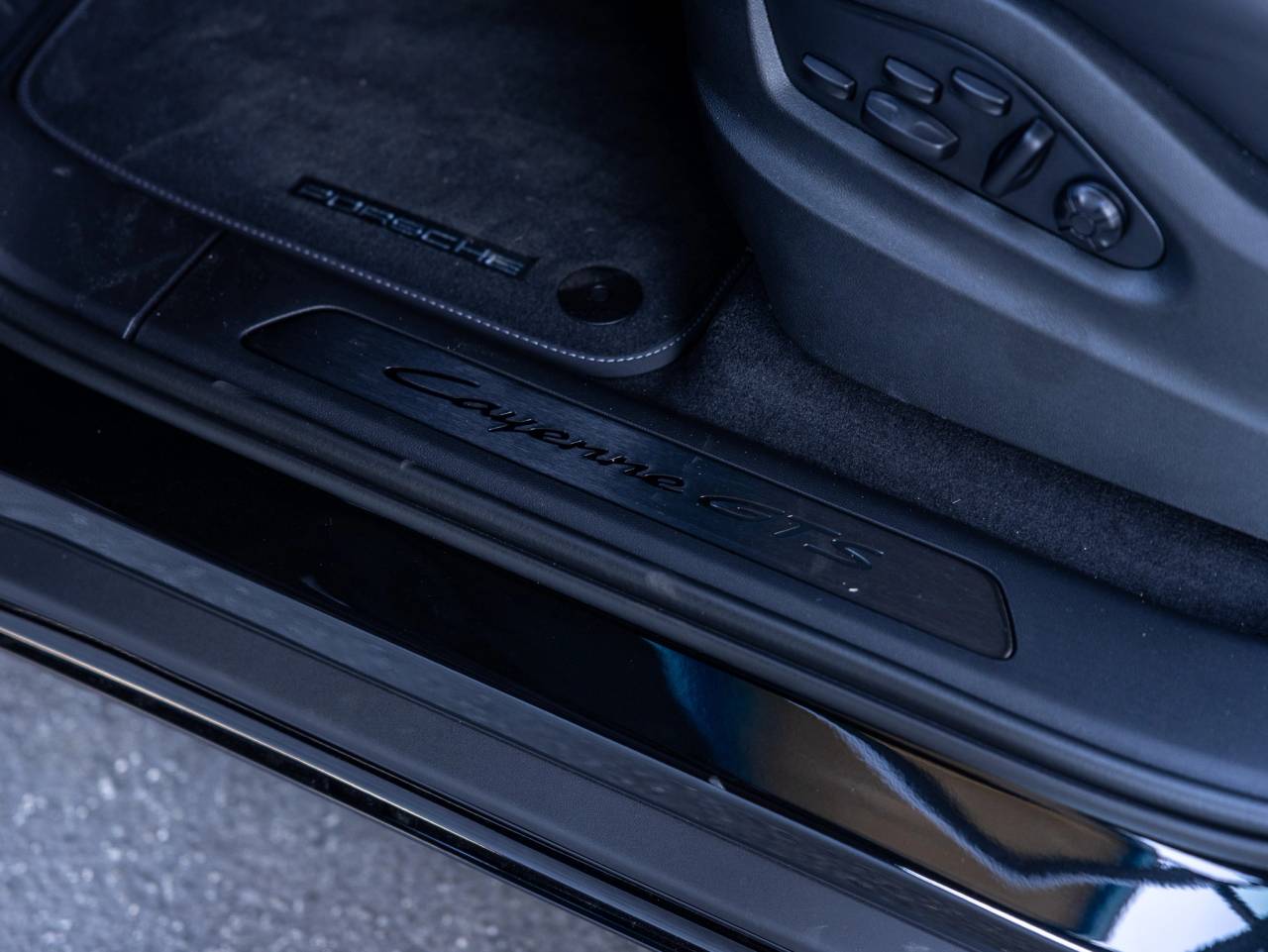 2026 Porsche Cayenne Cayenne GTS Coupe