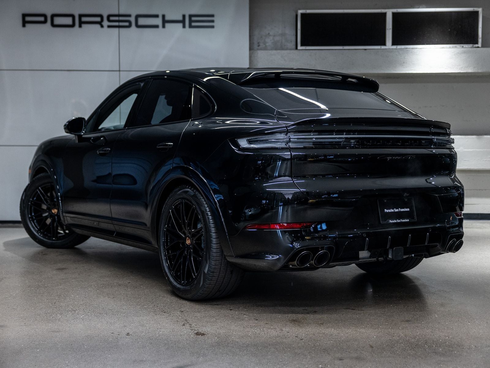 2026 Porsche Cayenne Cayenne GTS Coupe