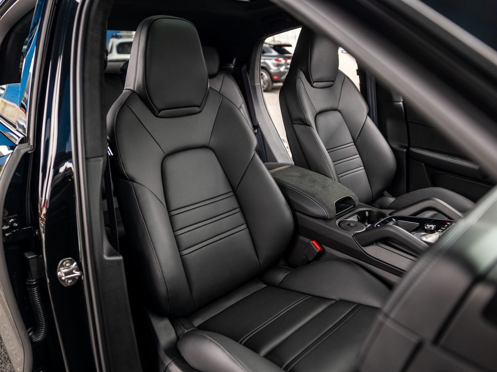 2026 Porsche Cayenne Cayenne GTS Coupe