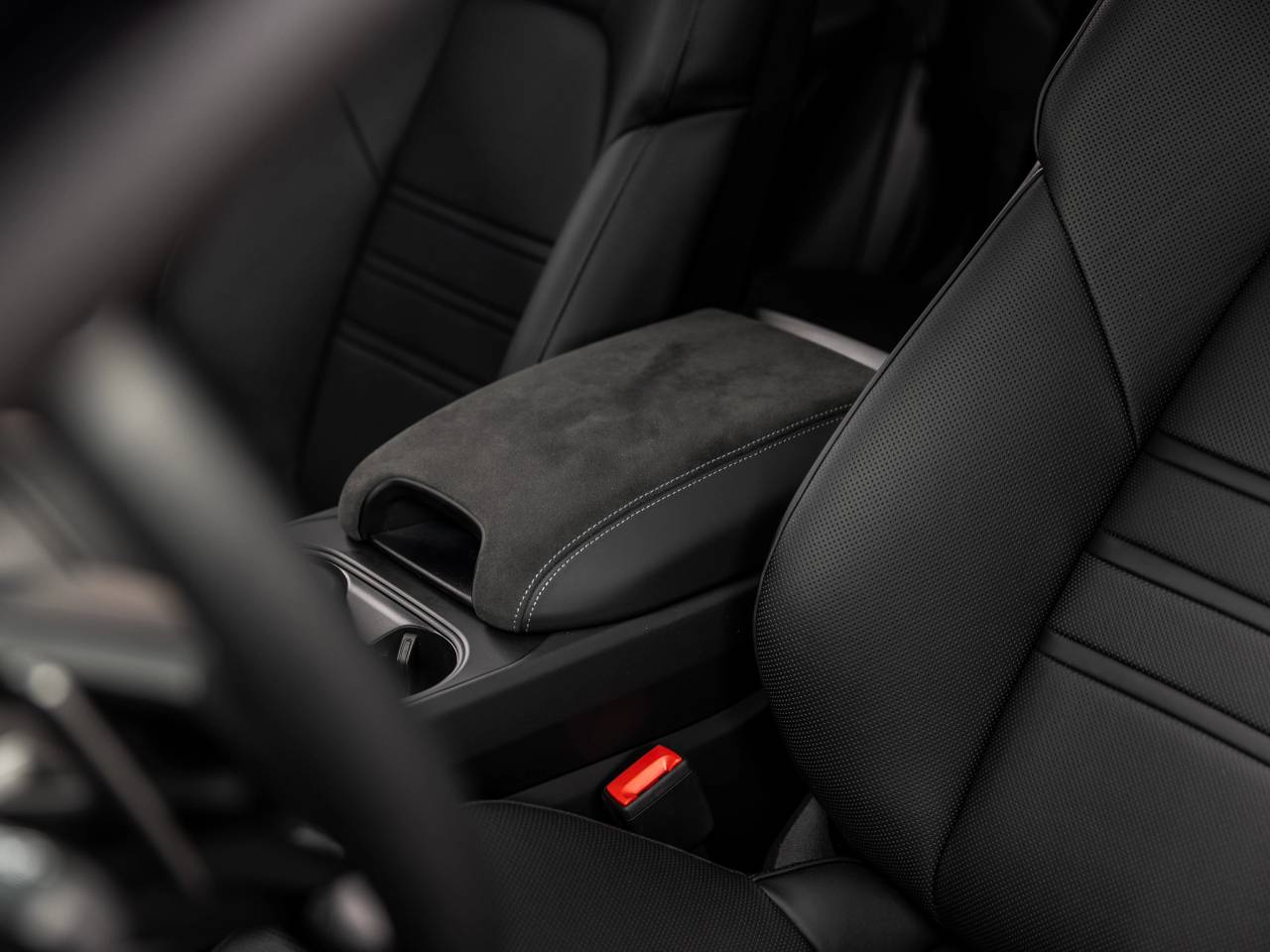 2026 Porsche Cayenne Cayenne GTS Coupe