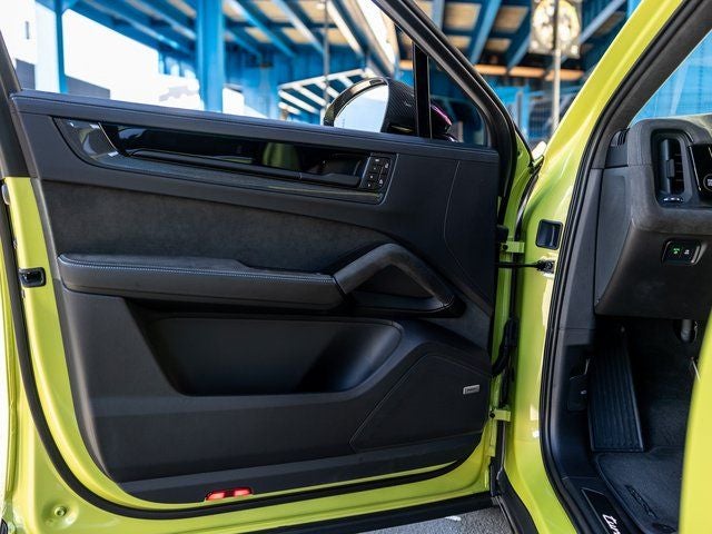 2024 Porsche Cayenne Cayenne Turbo GT