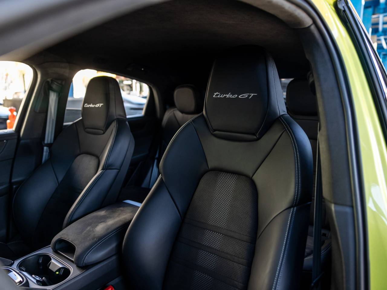 2024 Porsche Cayenne Cayenne Turbo GT