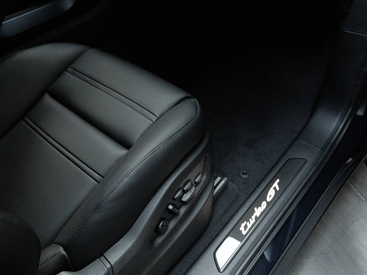 2026 Porsche Cayenne Cayenne Turbo GT
