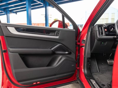 2025 Porsche Cayenne Cayenne S Coupe