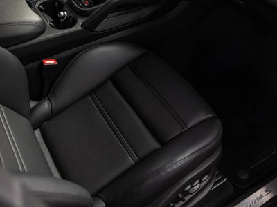 2025 Porsche Cayenne Cayenne S Coupe