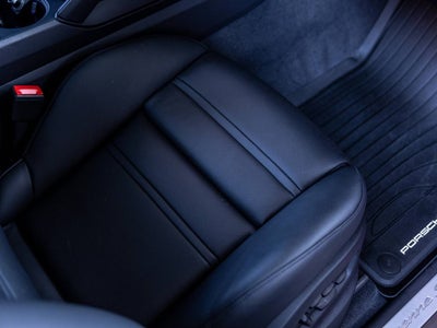 2024 Porsche Cayenne Cayenne S Coupe