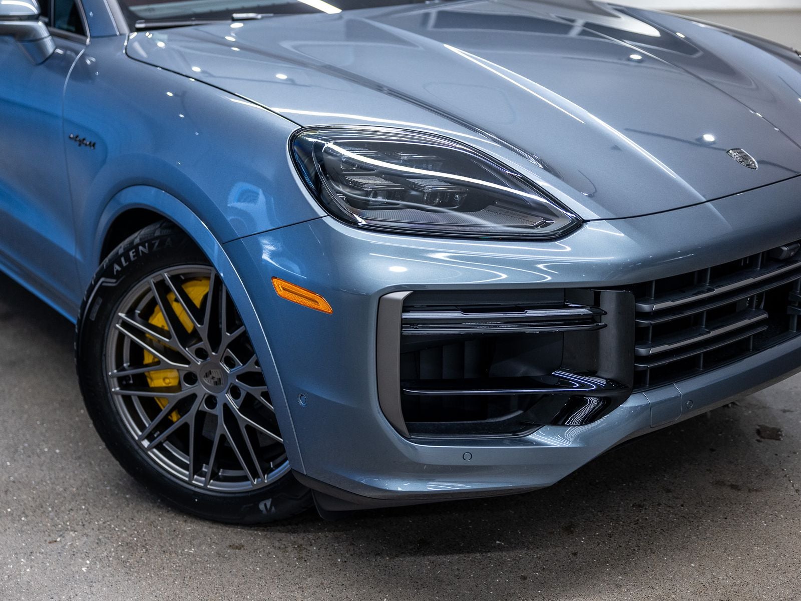 2026 Porsche Cayenne Cayenne Turbo E-Hybrid Coupe