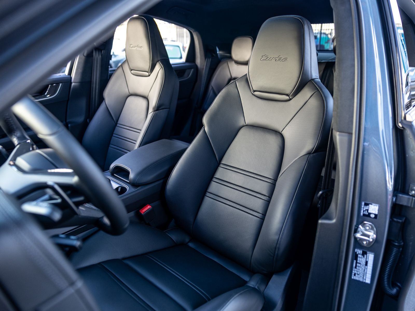 2026 Porsche Cayenne Cayenne Turbo E-Hybrid Coupe