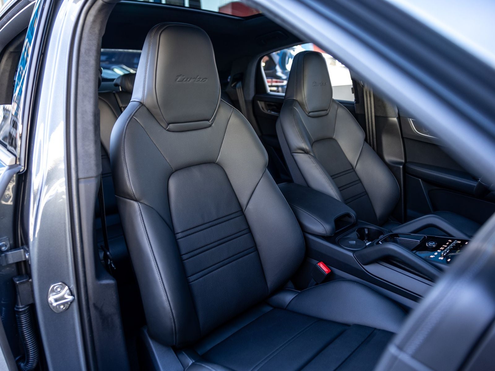 2026 Porsche Cayenne Cayenne Turbo E-Hybrid Coupe