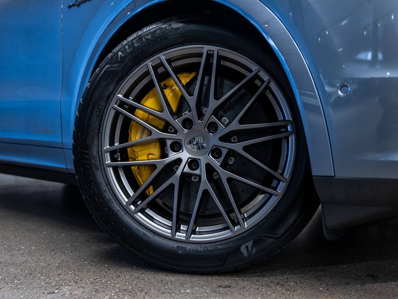 2026 Porsche Cayenne Cayenne Turbo E-Hybrid Coupe