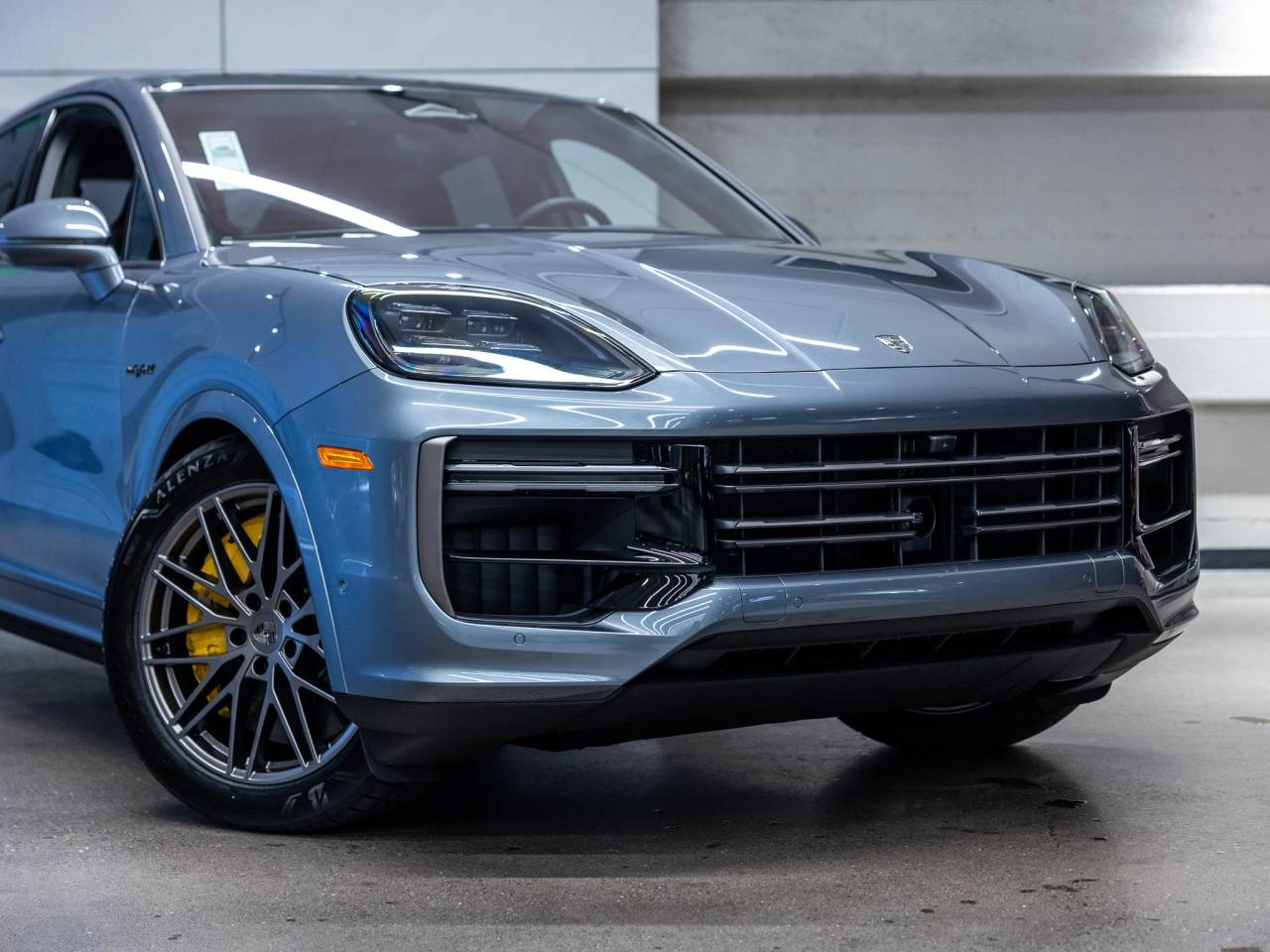 2026 Porsche Cayenne Cayenne Turbo E-Hybrid Coupe