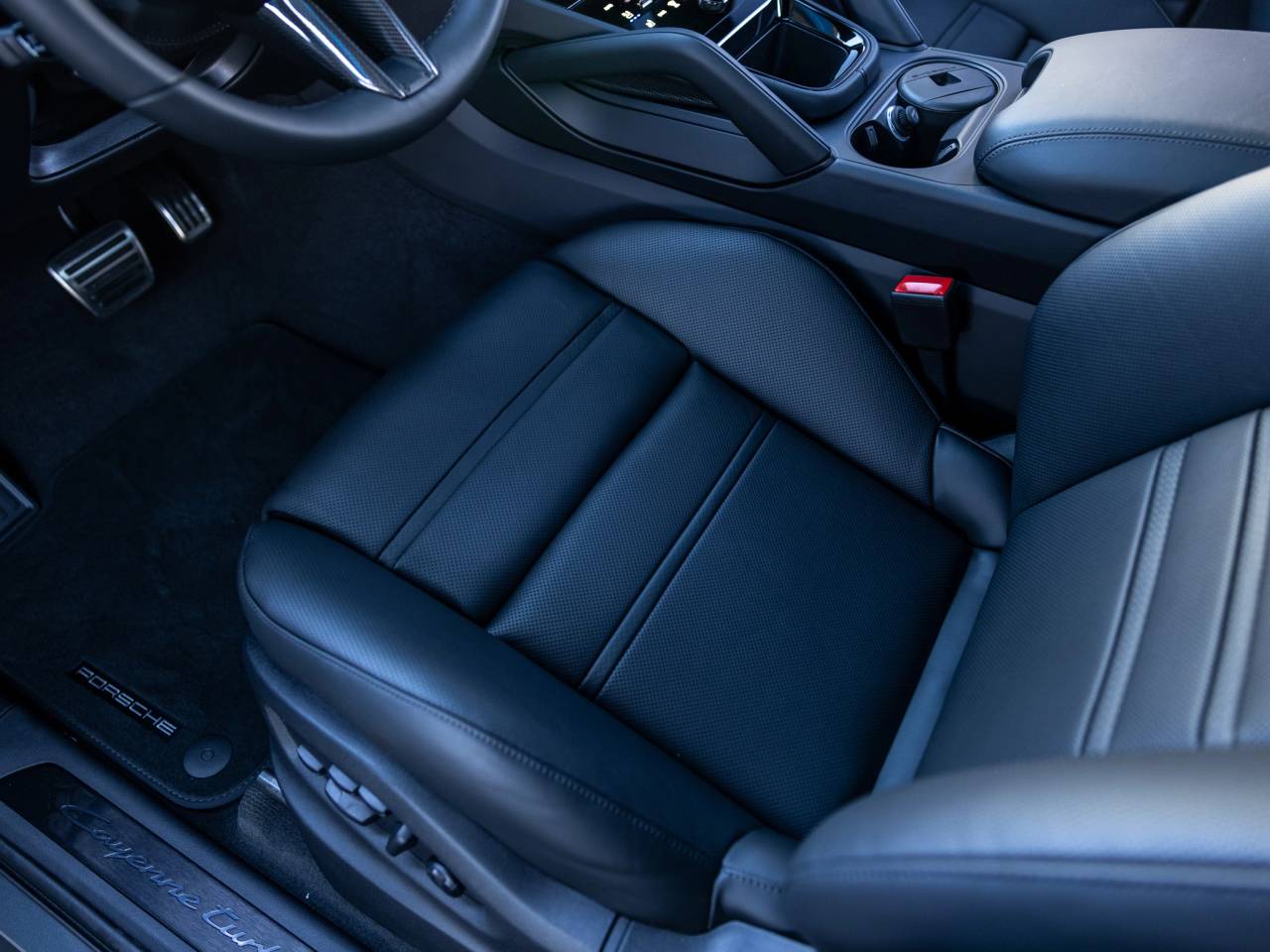 2026 Porsche Cayenne Cayenne Turbo E-Hybrid Coupe