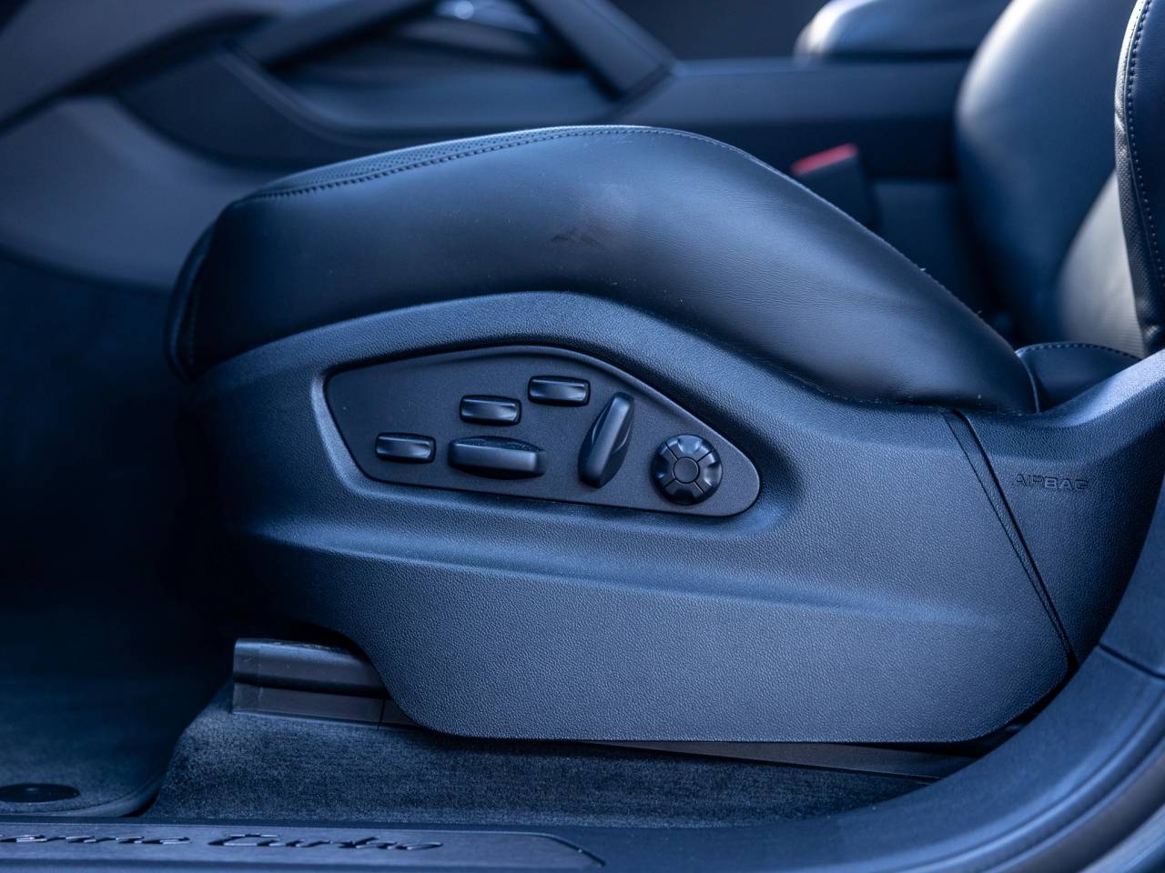 2026 Porsche Cayenne Cayenne Turbo E-Hybrid Coupe