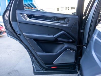 2026 Porsche Cayenne Cayenne Turbo E-Hybrid Coupe