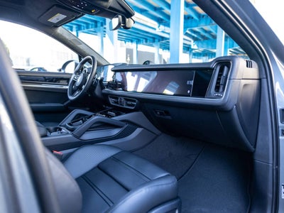 2026 Porsche Cayenne Cayenne Turbo E-Hybrid Coupe