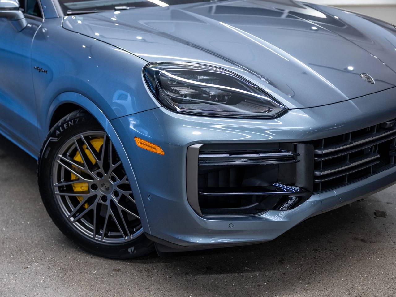 2026 Porsche Cayenne Cayenne Turbo E-Hybrid Coupe