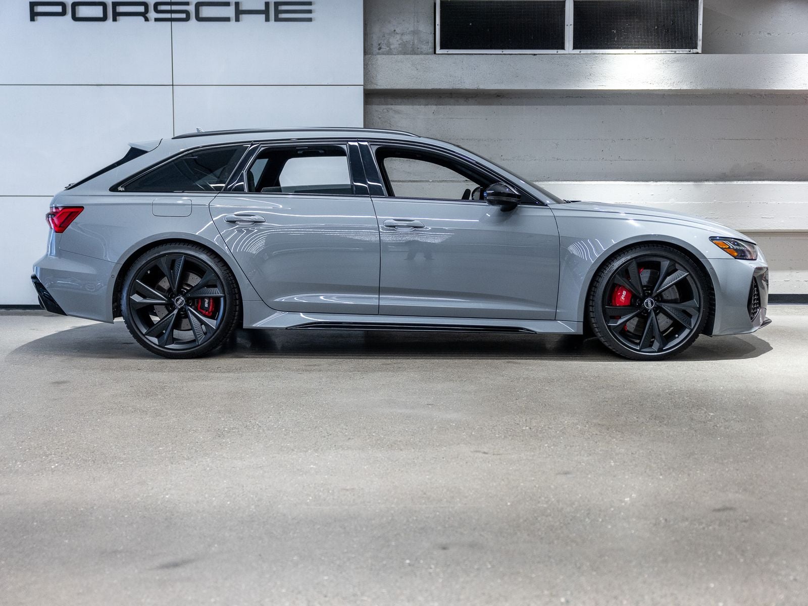 2023 Audi RS 6 4.2 quattro