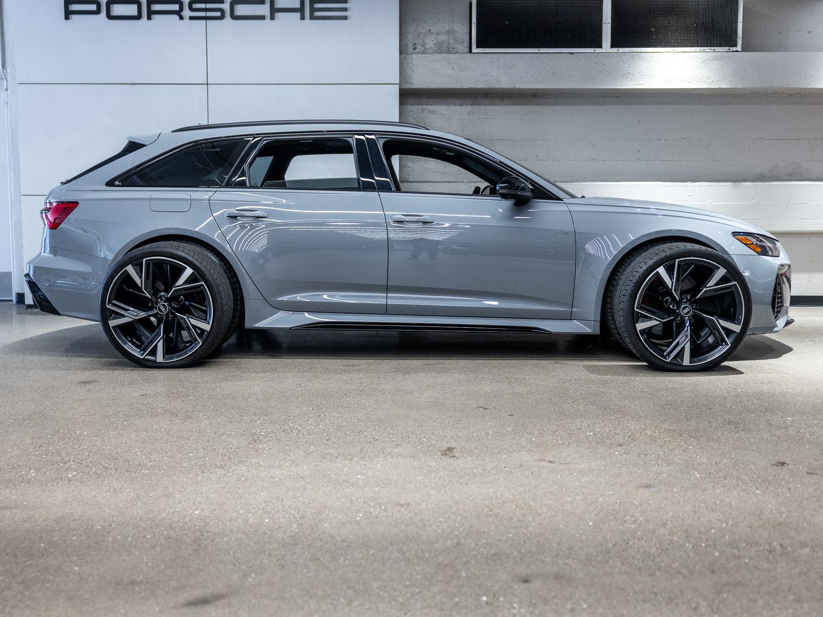 2023 Audi RS 6 4.2 quattro