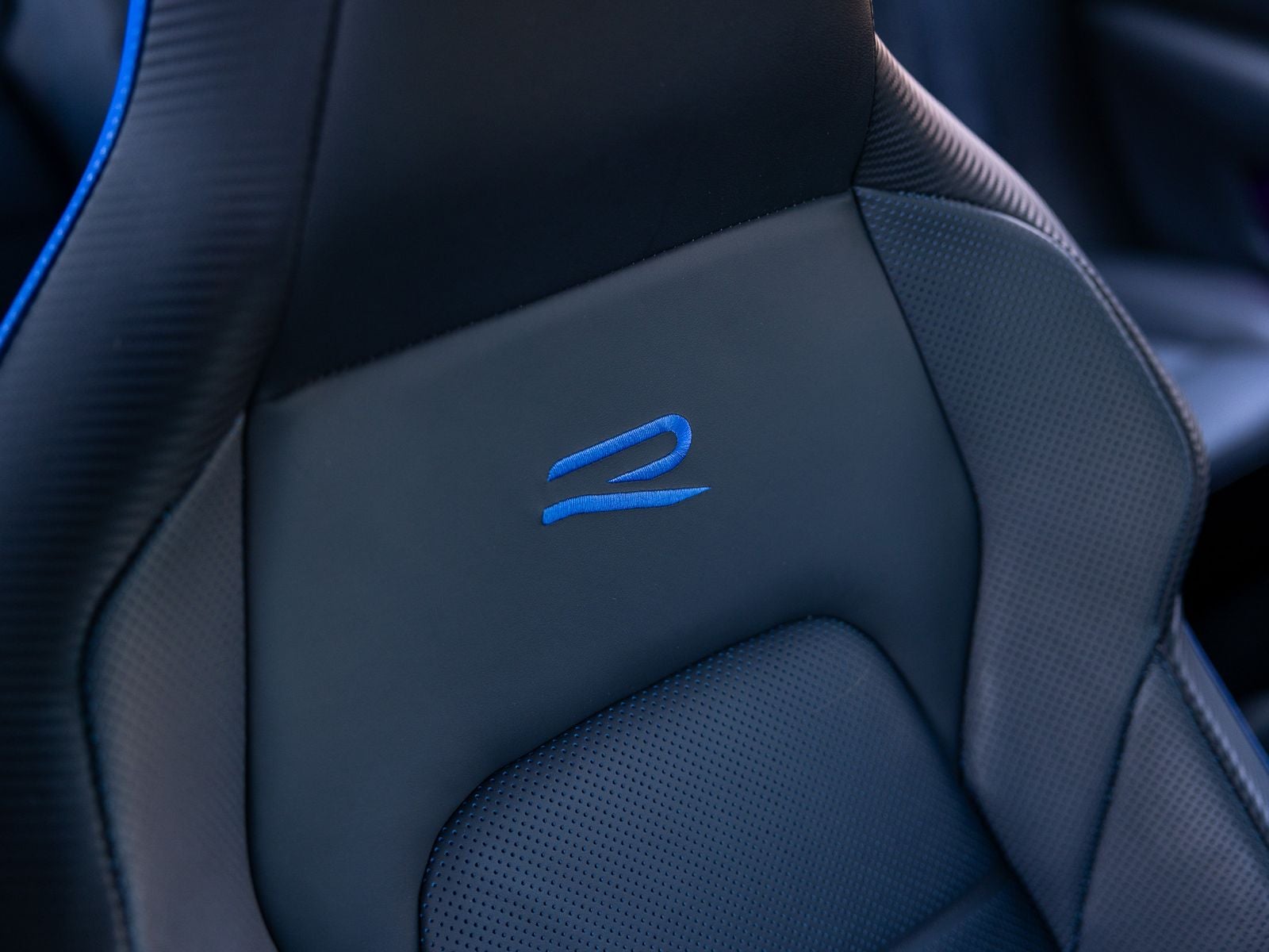2023 Volkswagen Golf R 2.0T