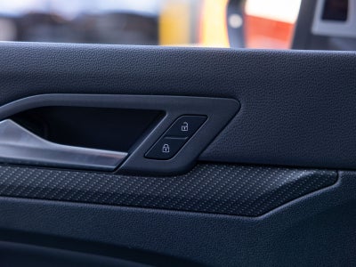 2023 Volkswagen Golf R 2.0T