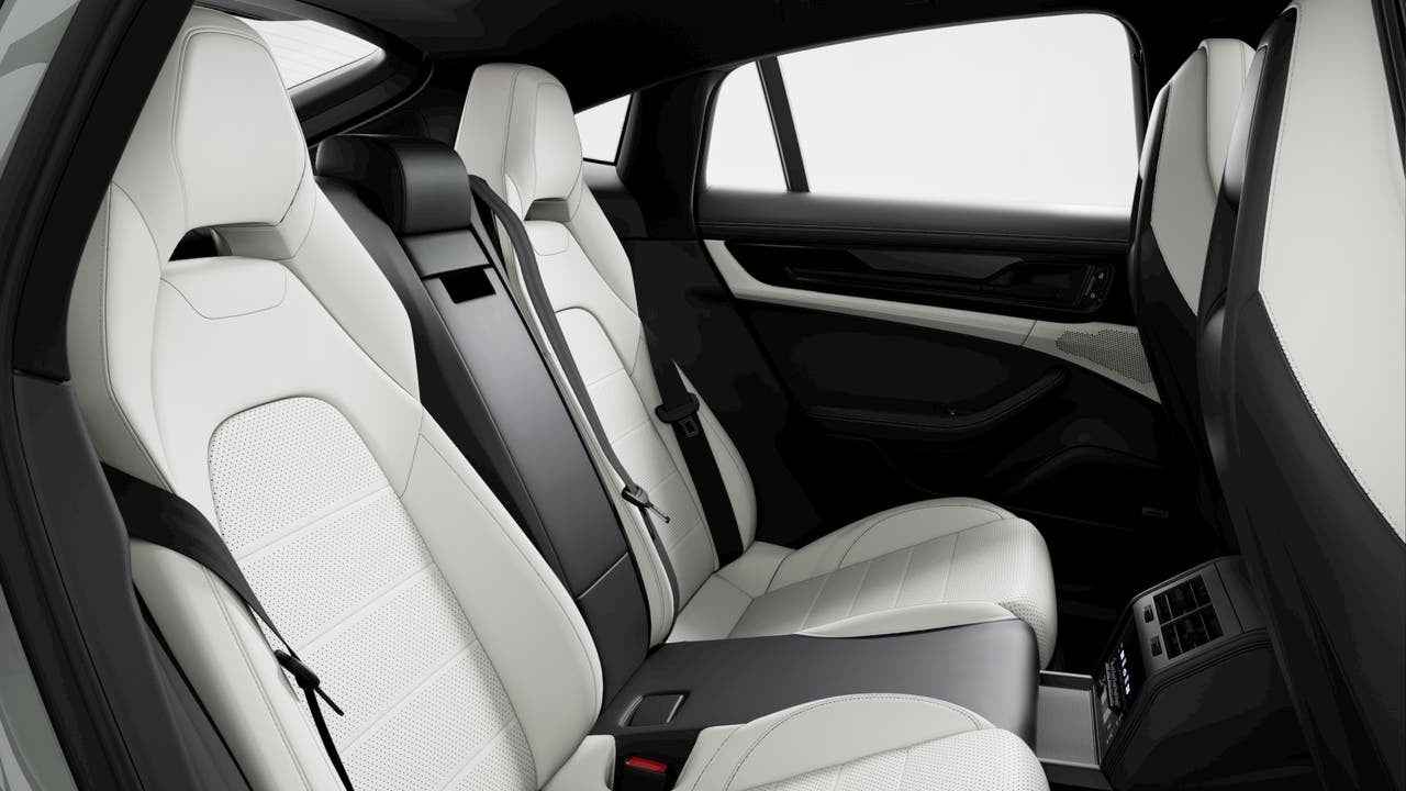 2026 Porsche Panamera Panamera