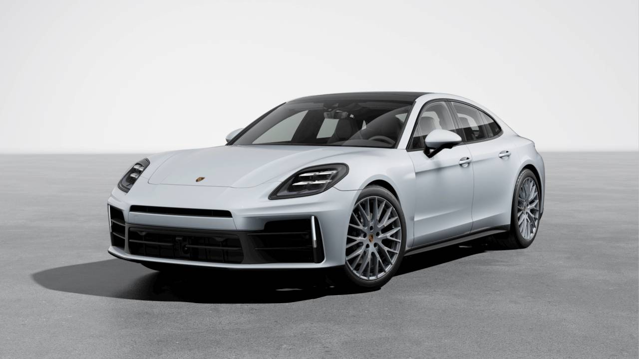 2026 Porsche Panamera 4
