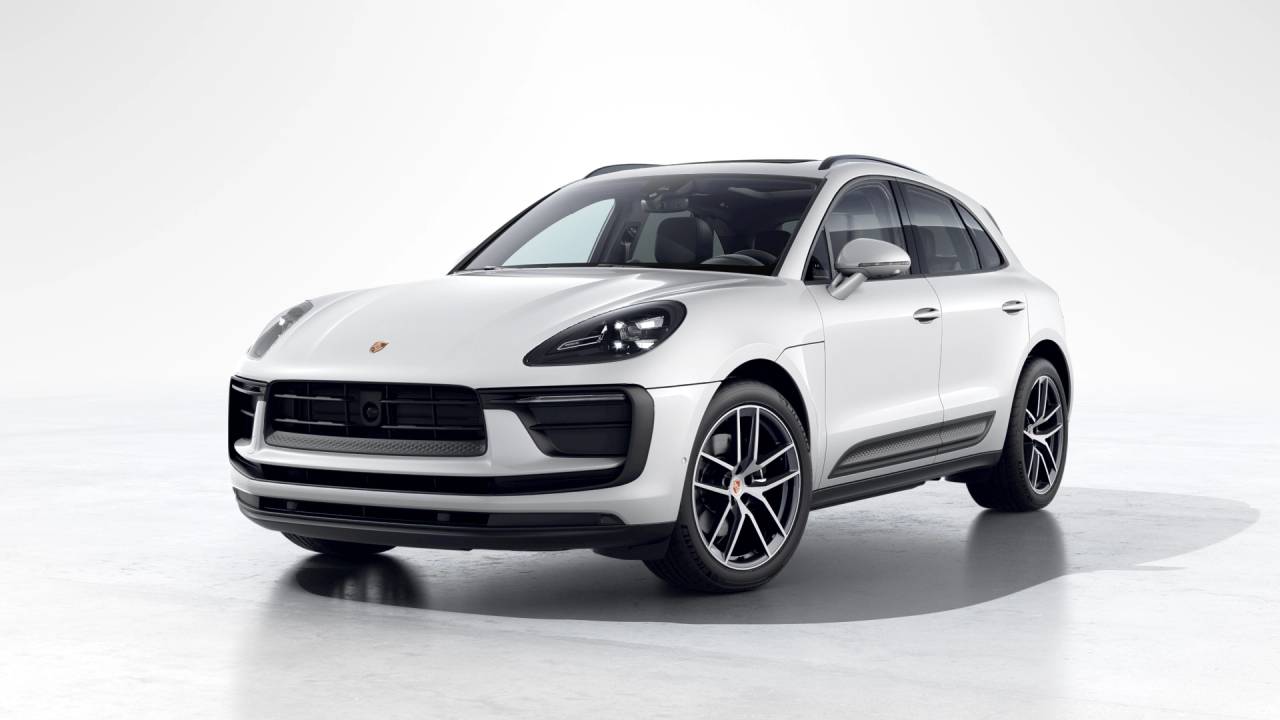 2026 Porsche Macan AWD