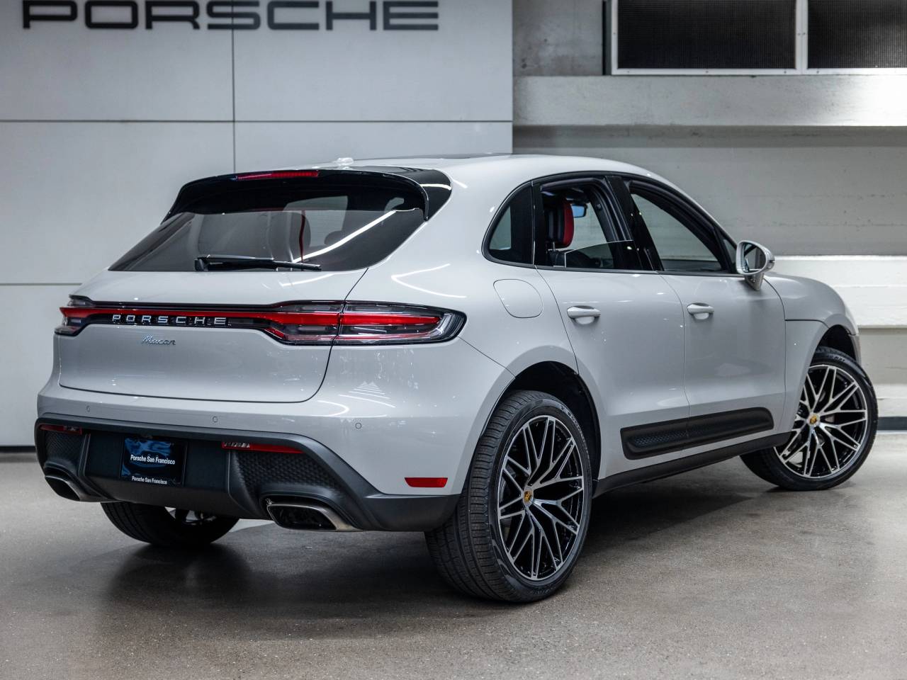 2026 Porsche Macan Macan