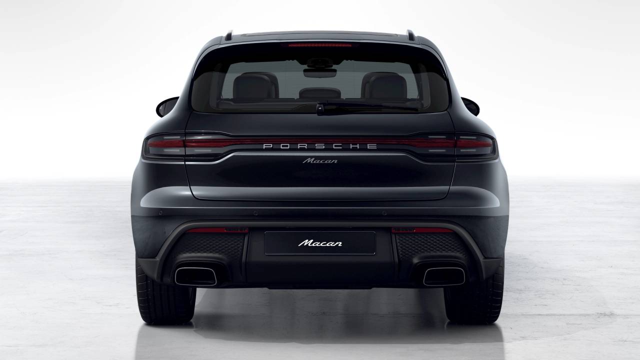 2026 Porsche Macan AWD