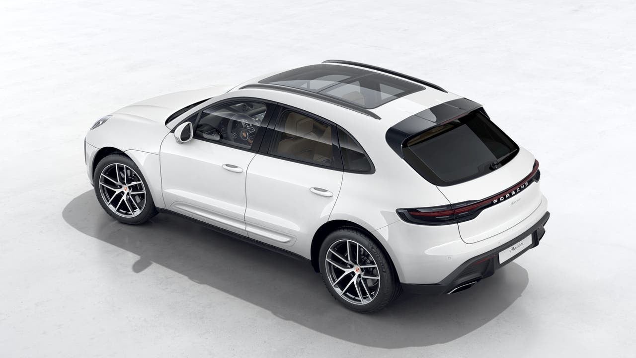 2026 Porsche Macan AWD
