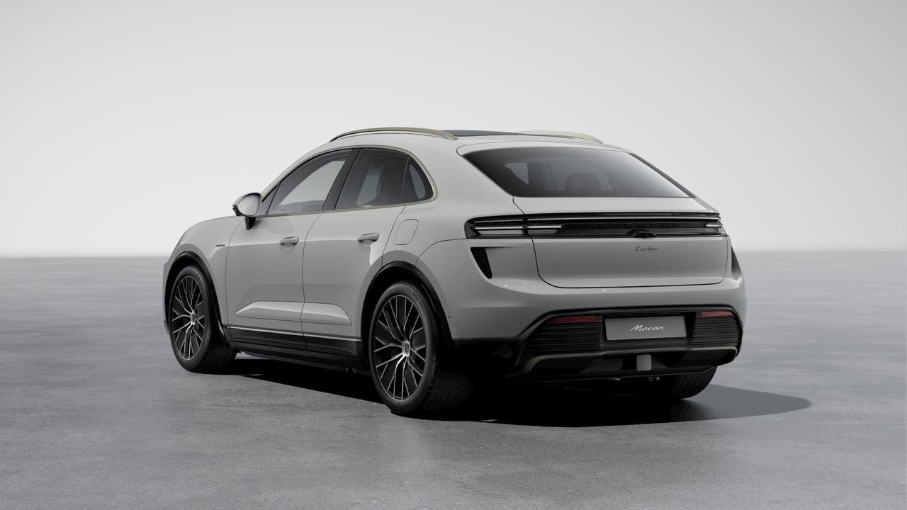 2026 Porsche Macan Macan Turbo Electric