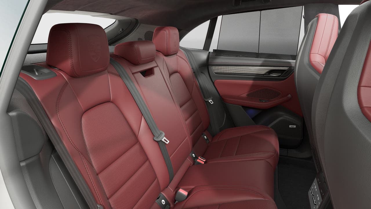 2026 Porsche Macan Macan Turbo Electric