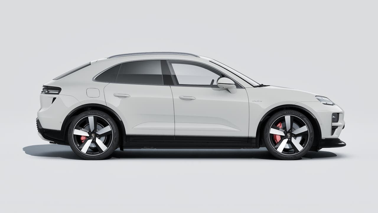 2026 Porsche Macan Macan Turbo Electric