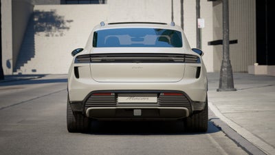 2026 Porsche Macan Macan Turbo Electric