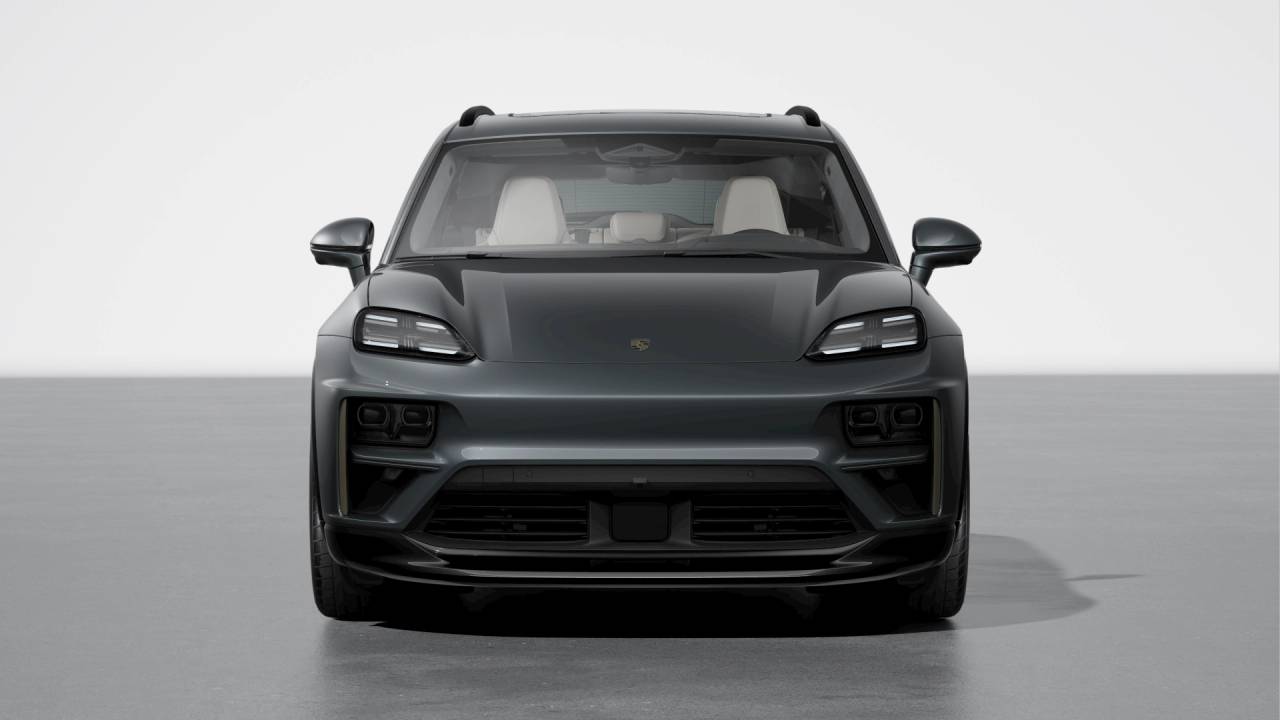 2026 Porsche Macan Macan Turbo Electric
