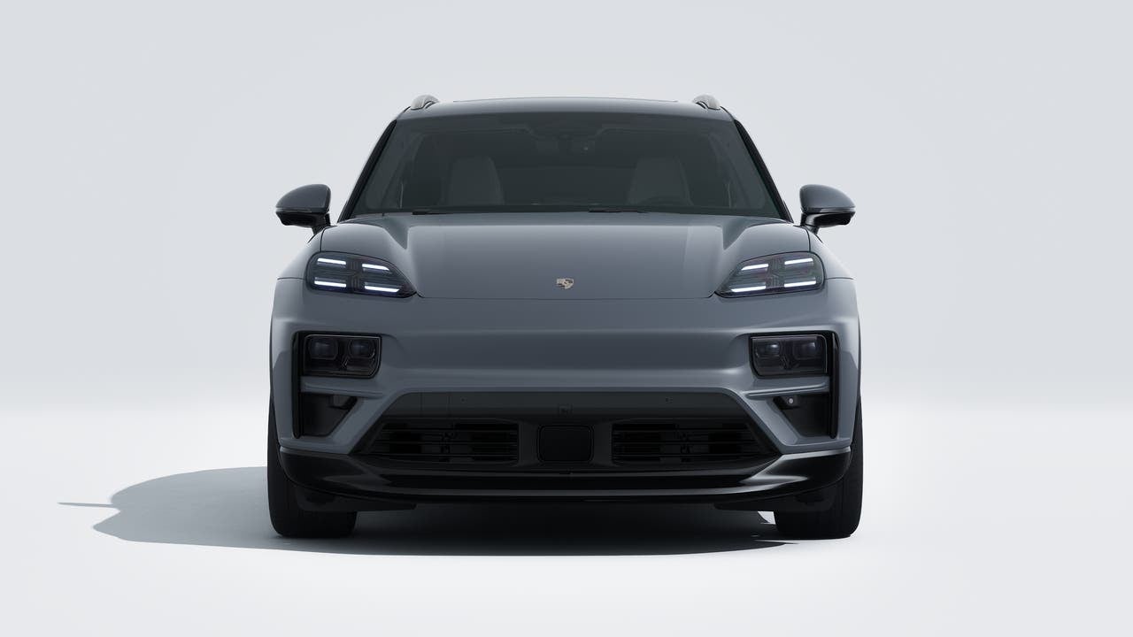 2026 Porsche Macan Macan Turbo Electric