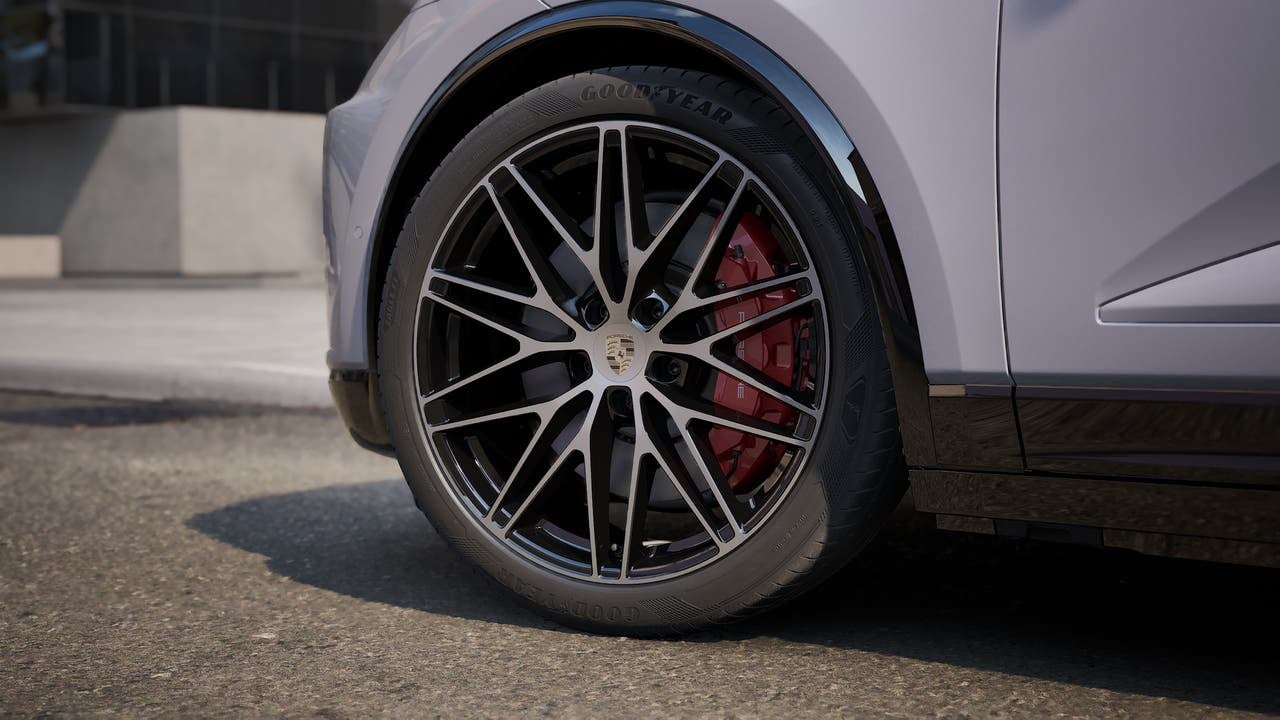 2027 Porsche Macan Macan Turbo Electric