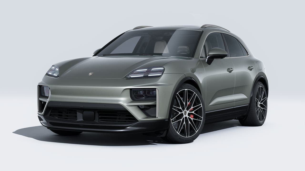 2026 Porsche Macan Macan Turbo Electric