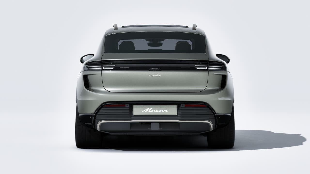 2026 Porsche Macan Macan Turbo Electric