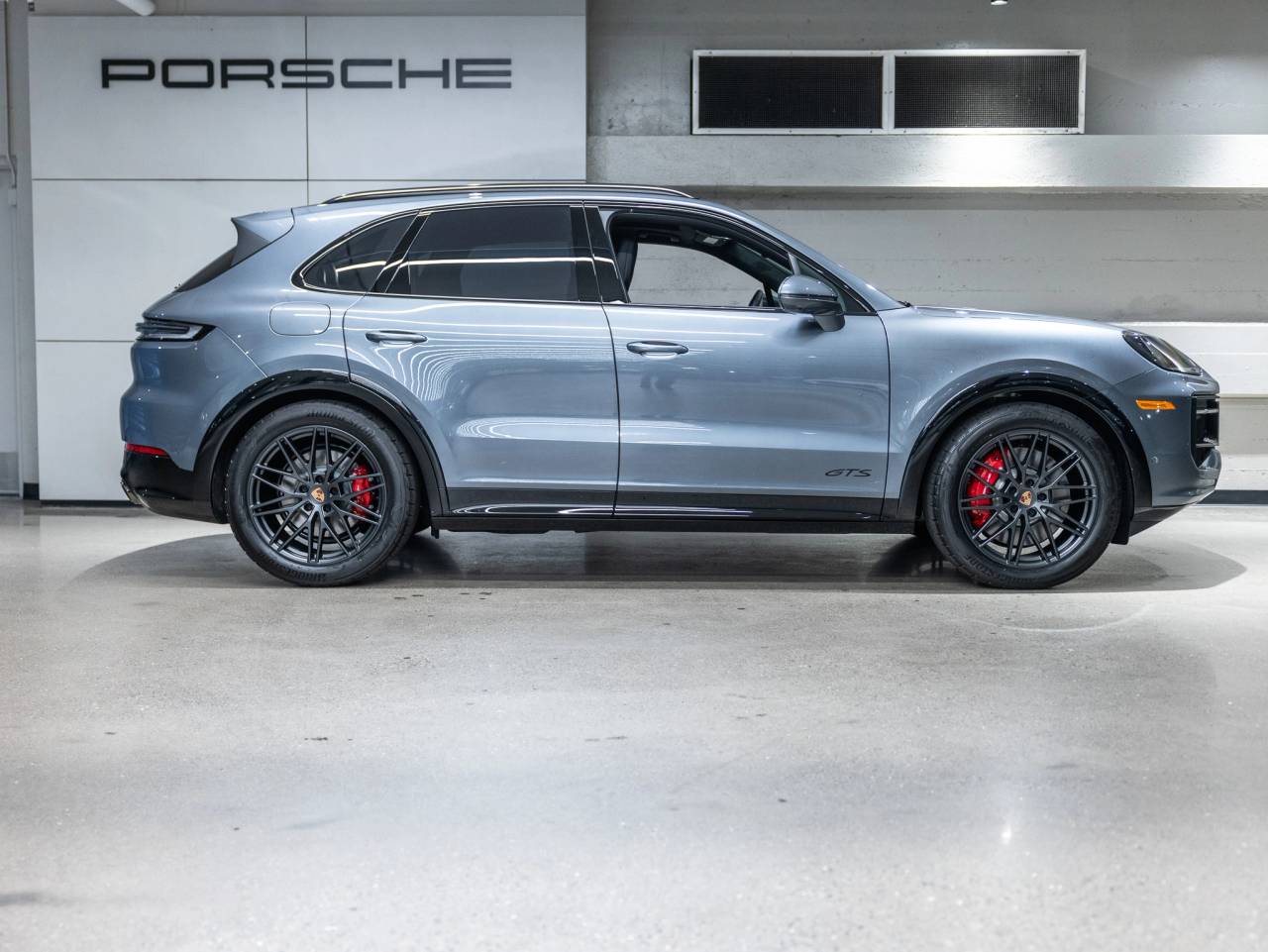 2026 Porsche Cayenne Cayenne GTS