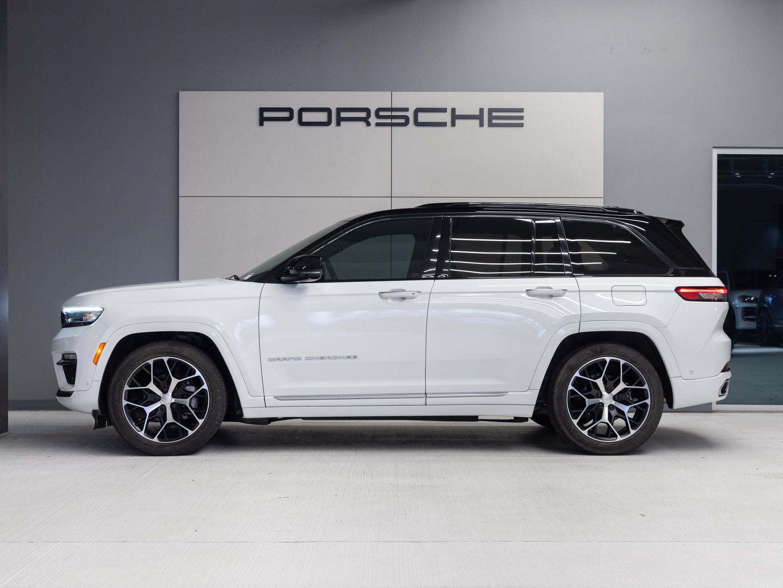 2024 Jeep Grand Cherokee Summit Reserve