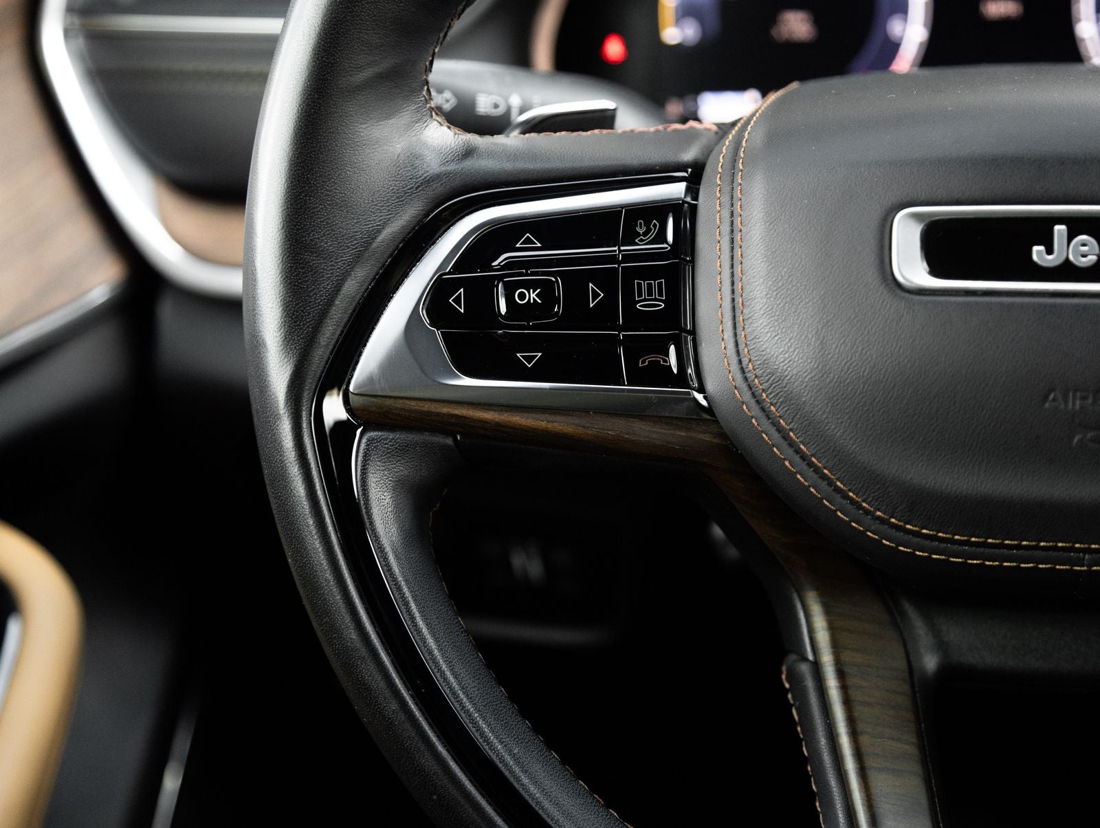 2022 Jeep Grand Cherokee L Summit