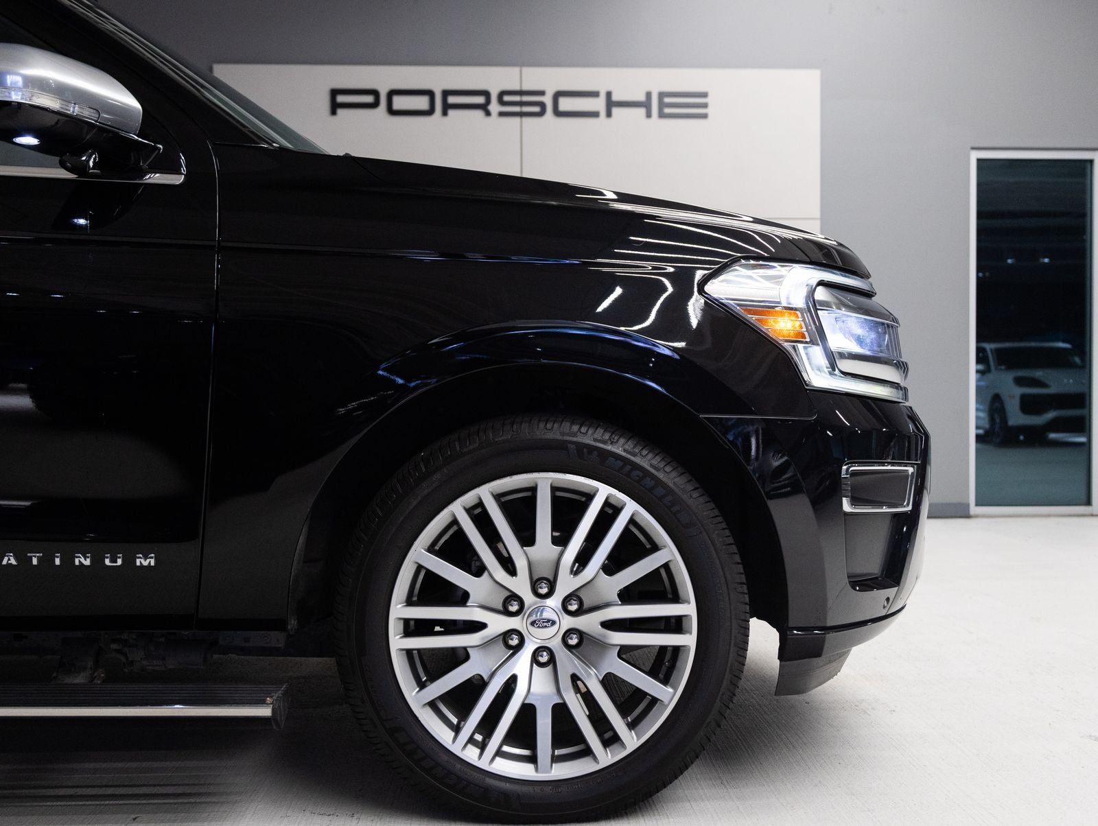 2023 Ford Expedition Platinum